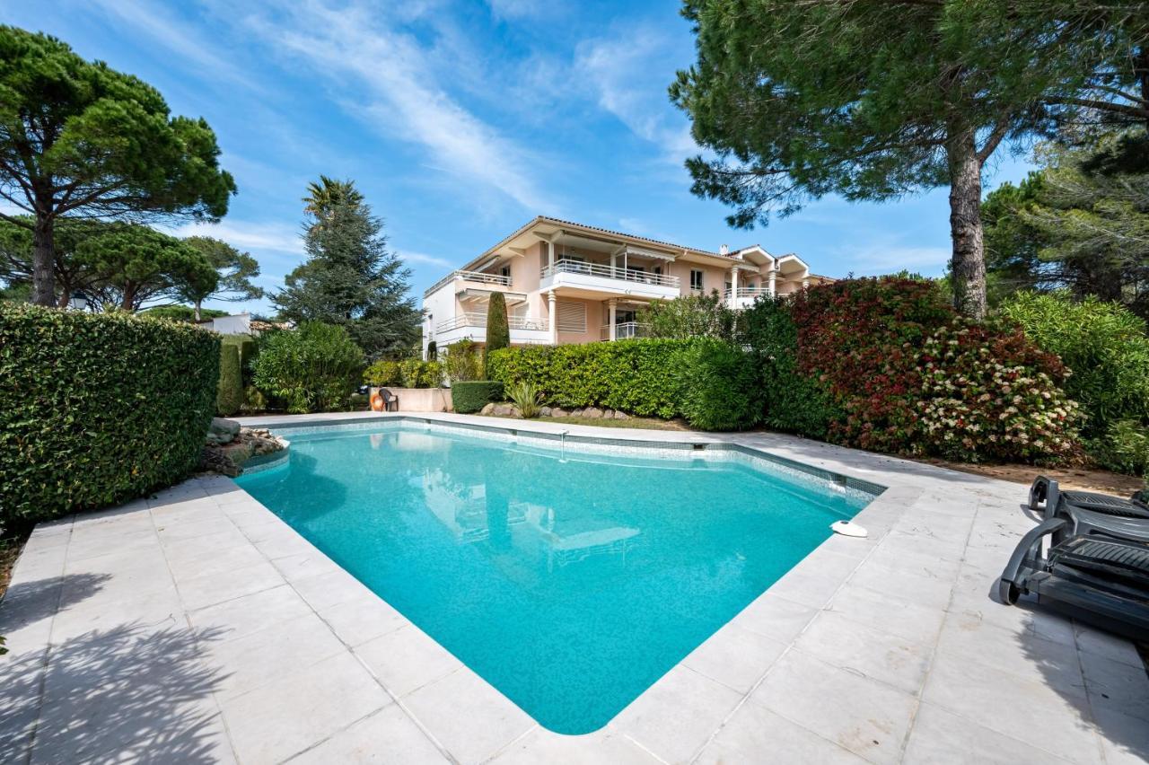 Ferienwohnung Le Drive Saint-Raphaël Exterior foto