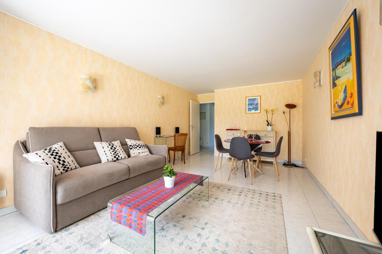 Ferienwohnung Le Drive Saint-Raphaël Exterior foto