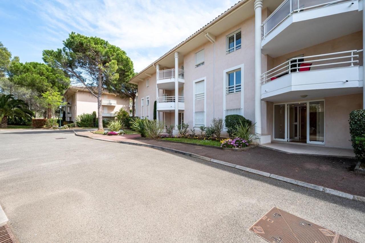 Ferienwohnung Le Drive Saint-Raphaël Exterior foto